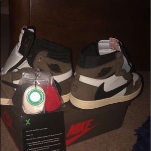 Jordan 1 “Travis Scott”